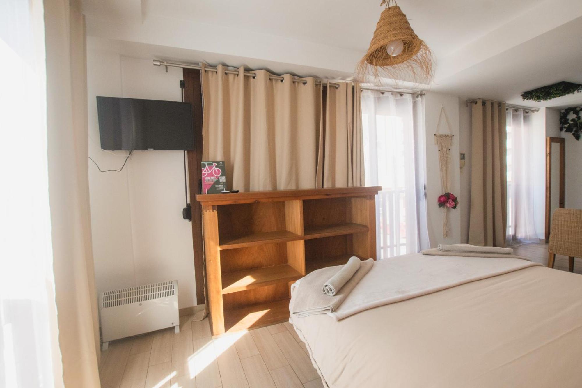 Banana Beach Patacona Rooms アルボラヤ エクステリア 写真